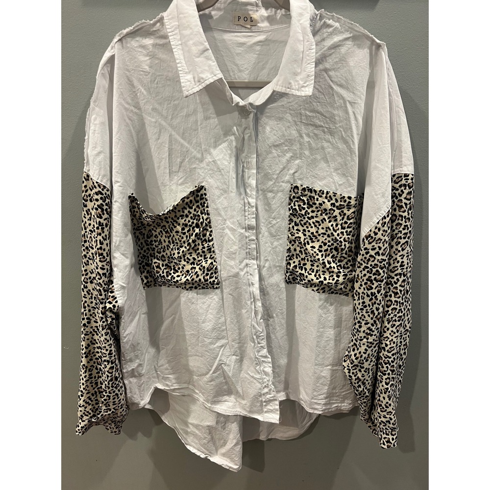 POL Cheetah Print Long Sleeve Button Down Shirt White Pockets Oversized Size L - Picture 2 of 10